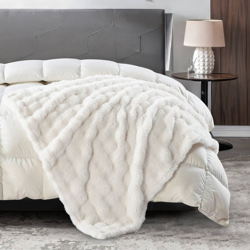 "Polar Bear" Faux Fur Plush Throw Blanket - 50"x70"