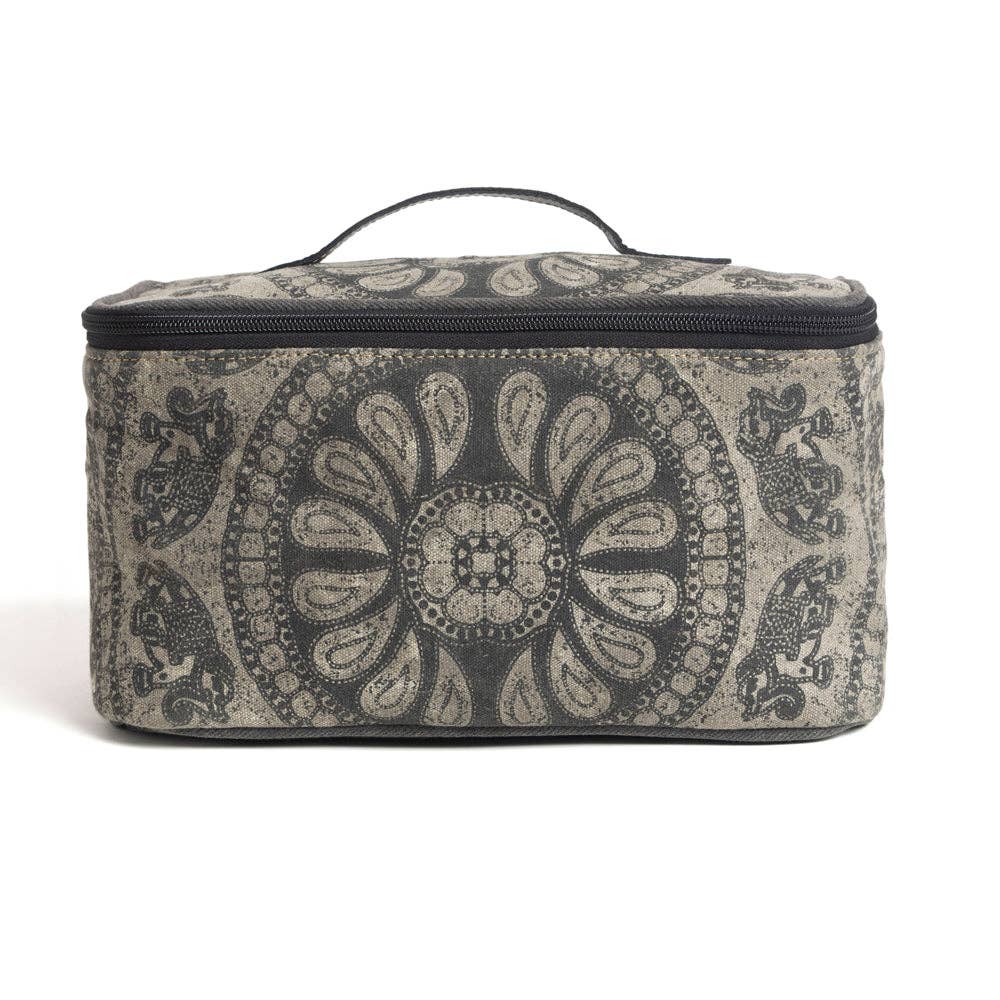 Carmela Toiletries Bag