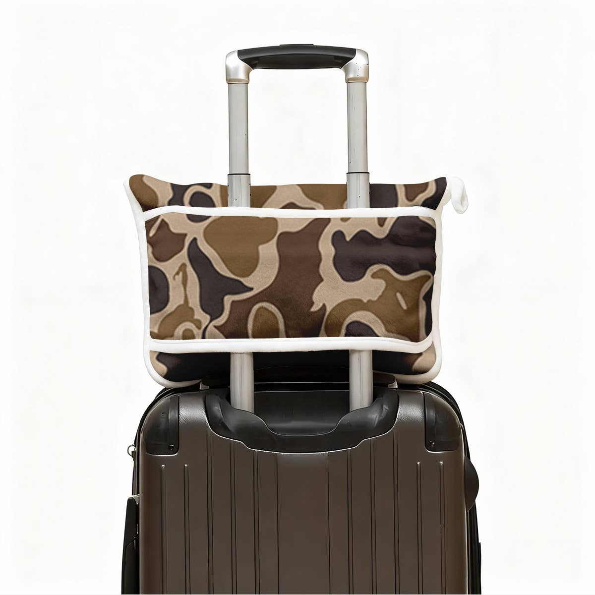 Camouflage Plush Travel Throw Blanket & Matching Case