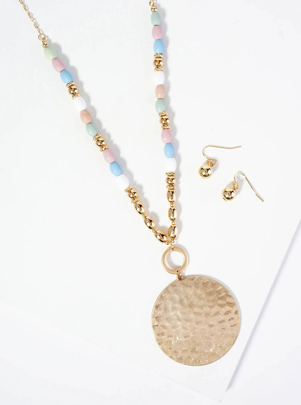 Hammered Circle Pendant Wood Beaded Chain Long Necklace Set With Earrings: Light Multi