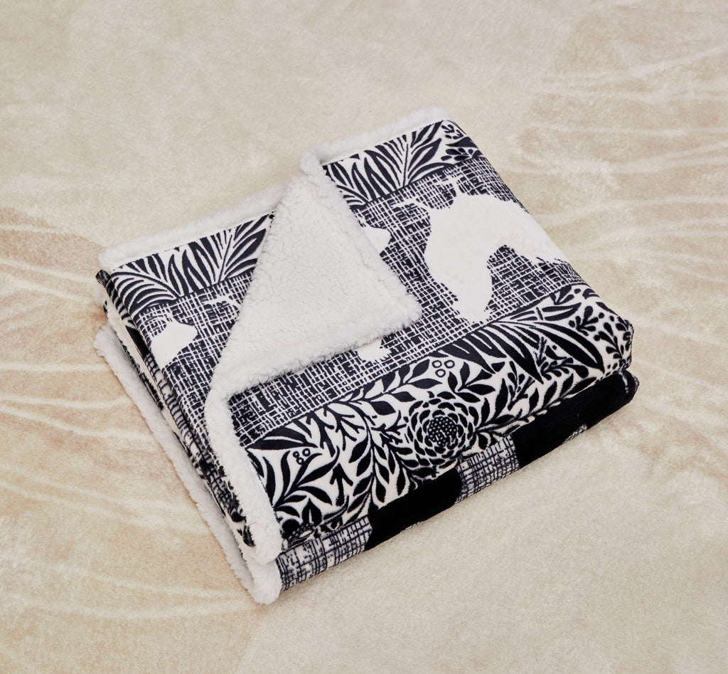 "Cottage Chickens" Flannel Sherpa Throw Blanket