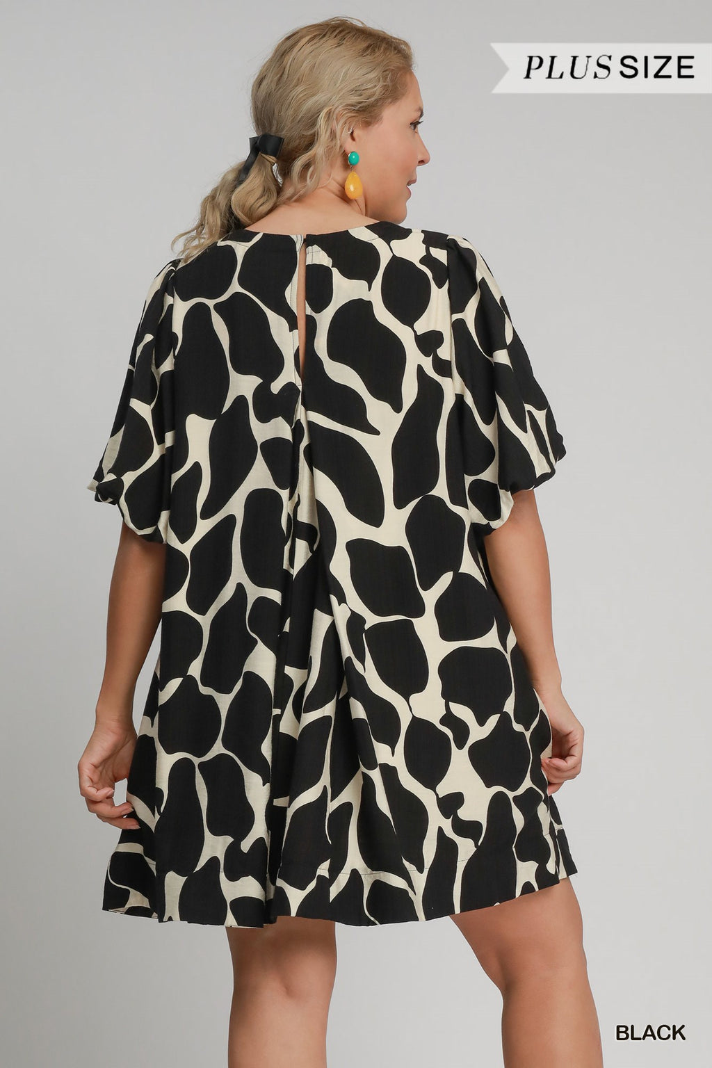 Two Tone Abstract Print Dress: Black