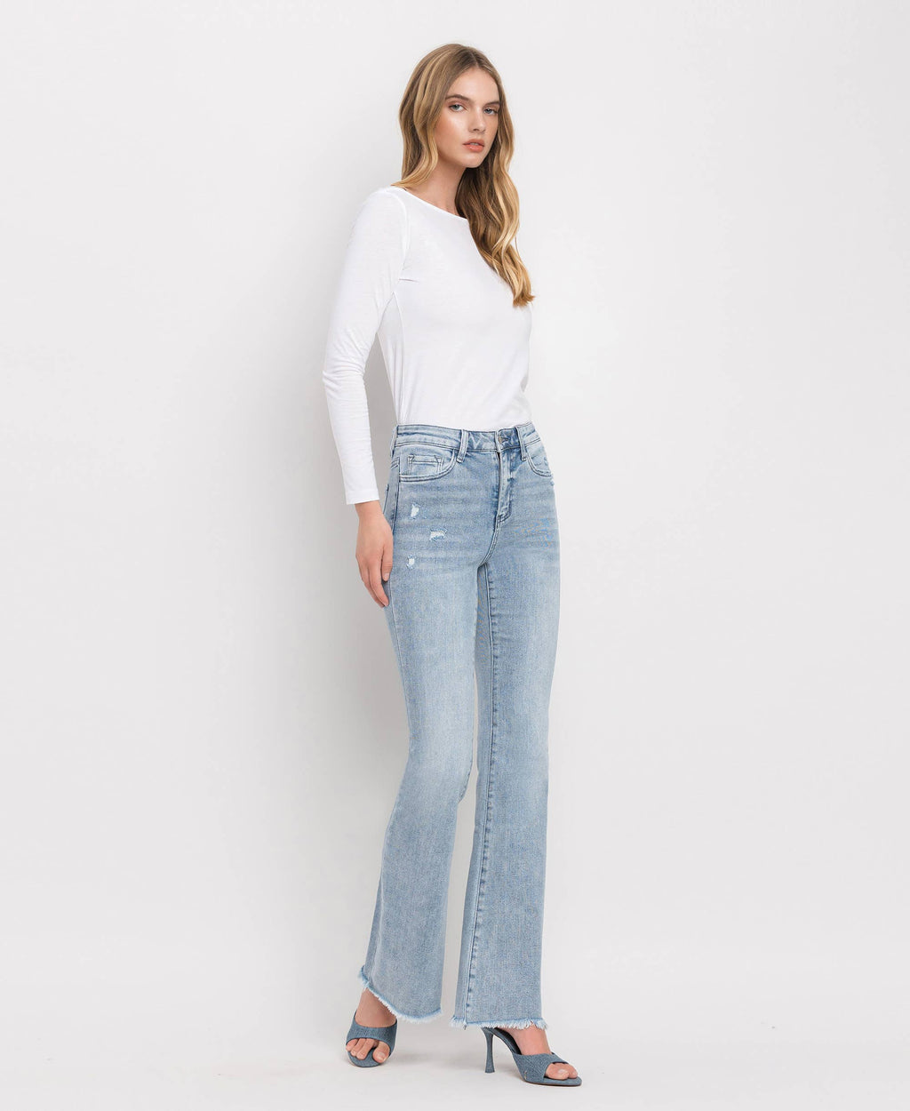 HIGH RISE LIGHT WASH CLASSIC FLARE JEANS