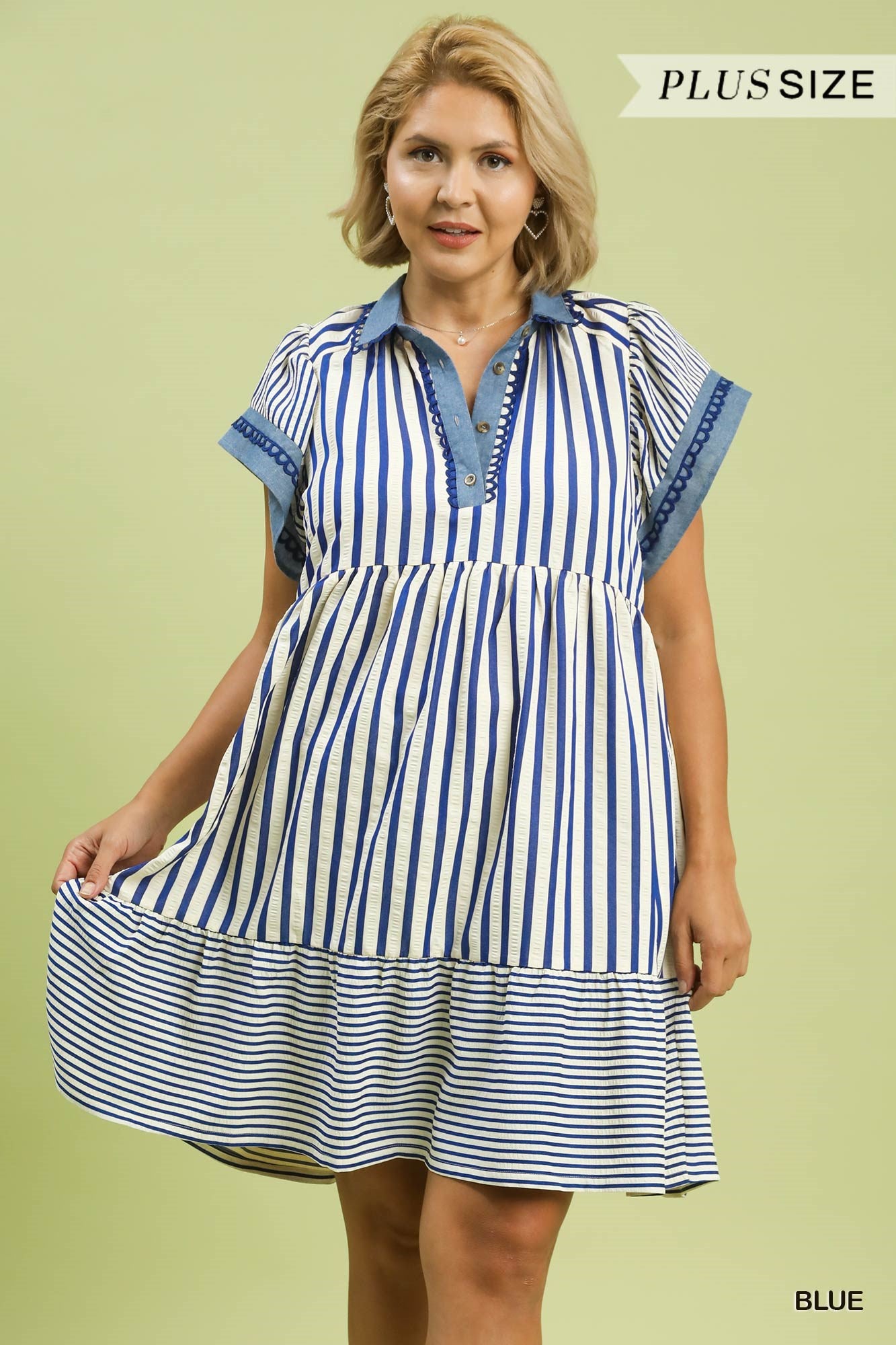 Mixed Stripe Flutter Sleeve Tiered Babydoll Dress: Blue