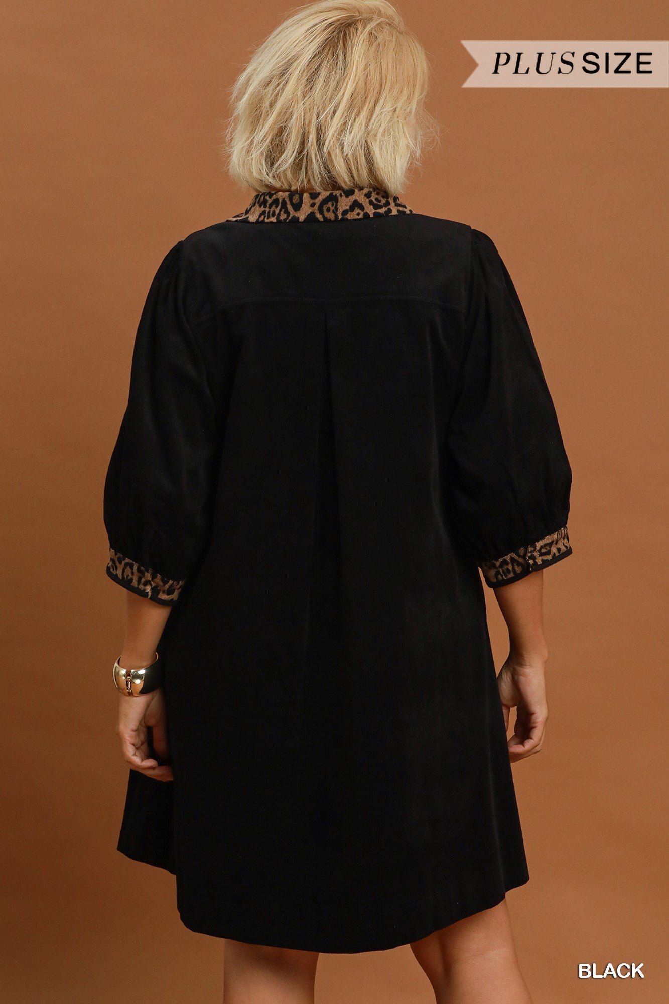 V-Neck Shift Dress with Contrast Trim
