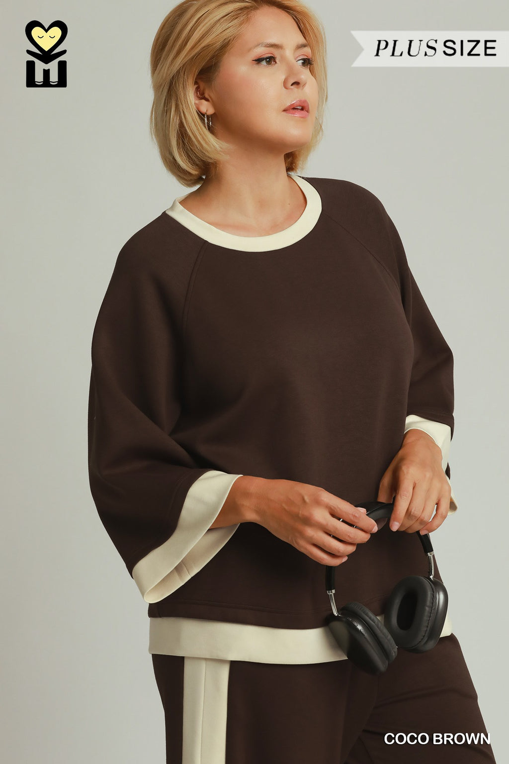 LUXEKNIT Colorblock Crewneck Raglan Sleeve Top