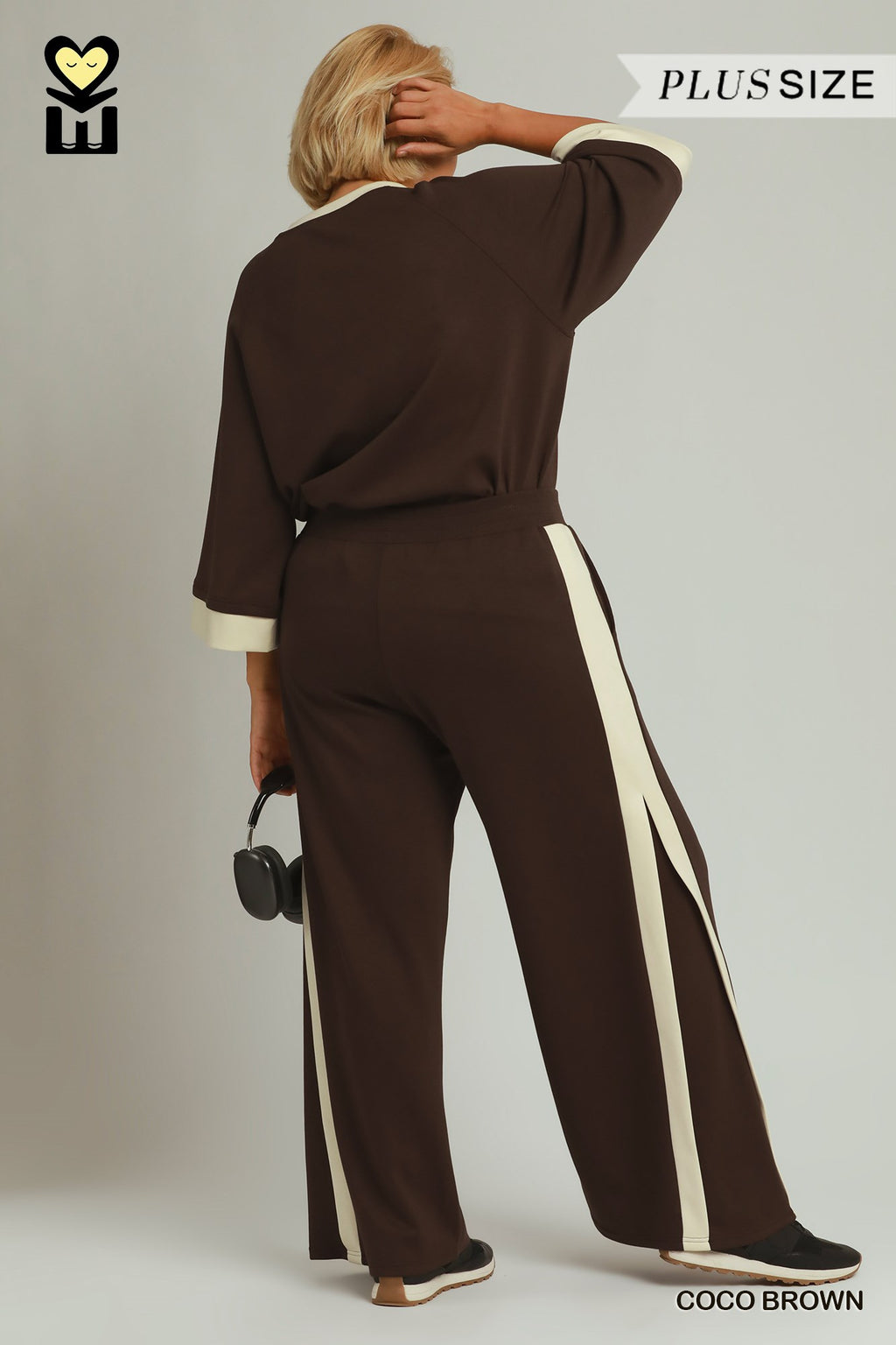 LUXEKNIT Colorblock Side Stripe Straight Pants