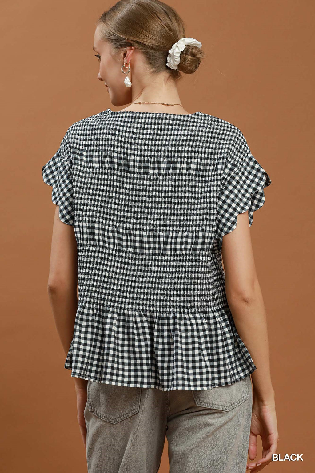 Gingham Smocked Ruffle Hem Short Sleeve Top: Black