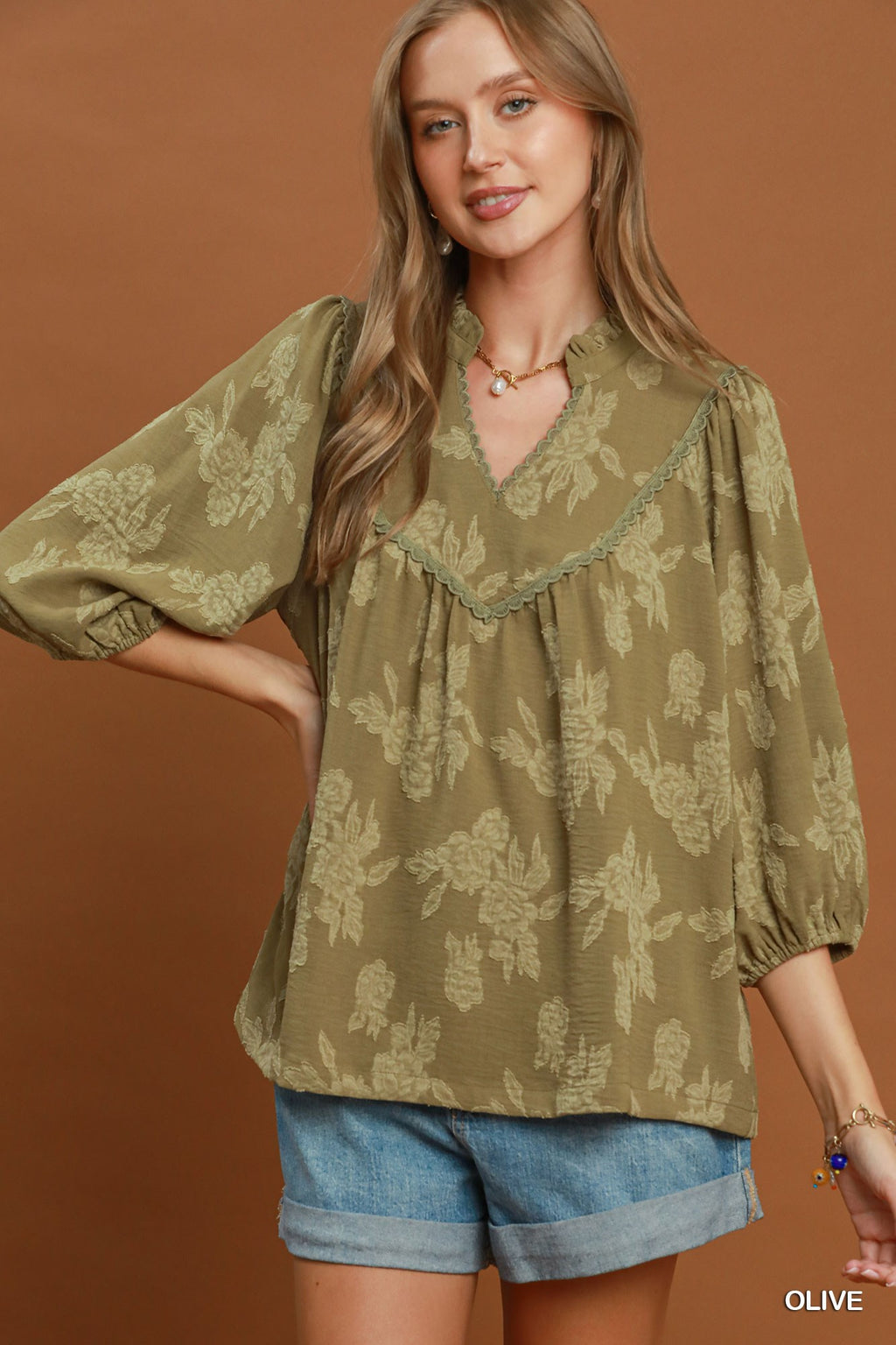 Floral Textured Scalloped V-Neck Babydoll Blouse: Olive