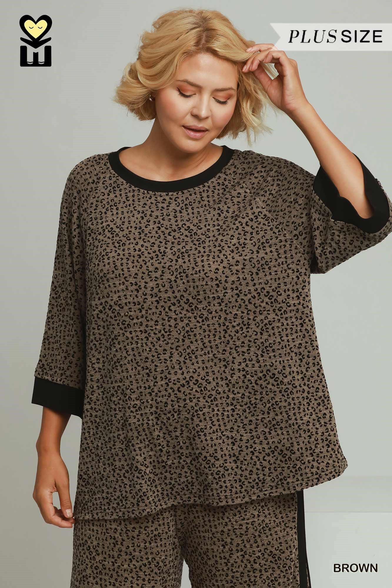Leopard Velvet Blend 3/4 Raglan Sleeve Top