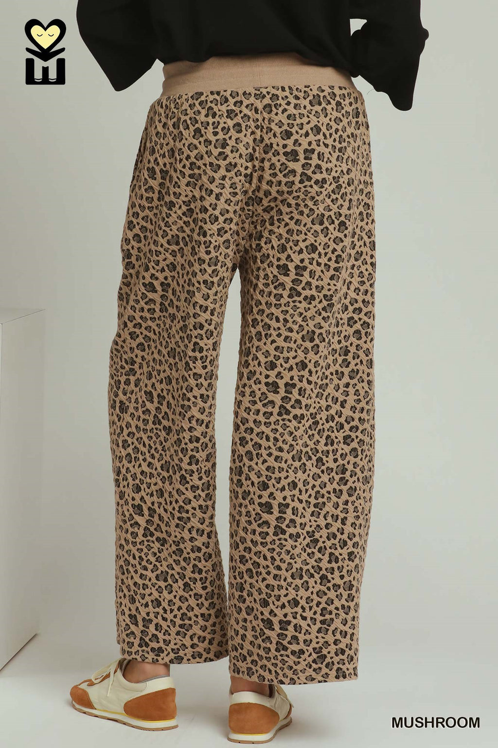 Leopard Jacquard Straight Pants 27.5"