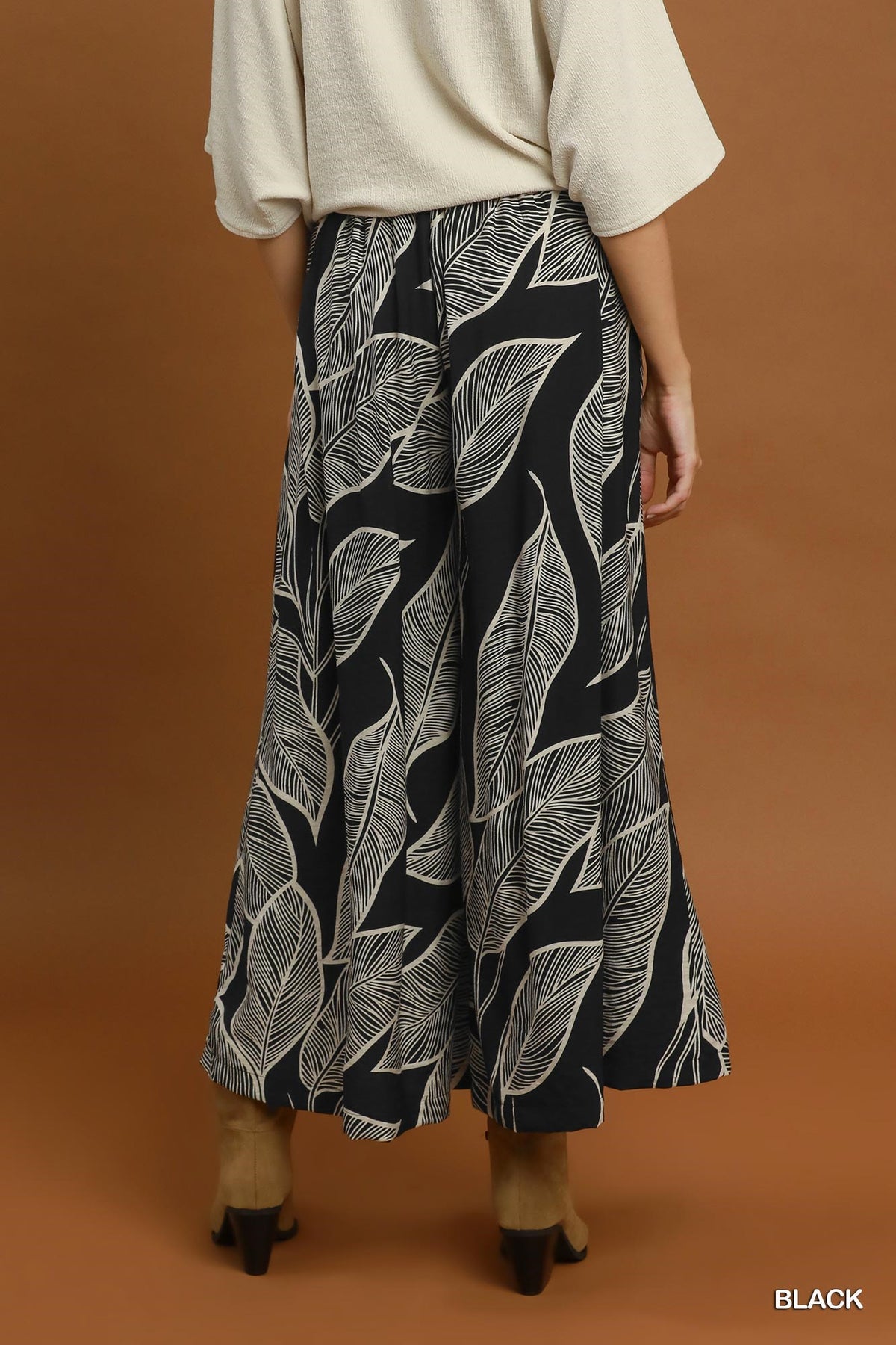 Tropical Leaf Print Wide Leg Pants