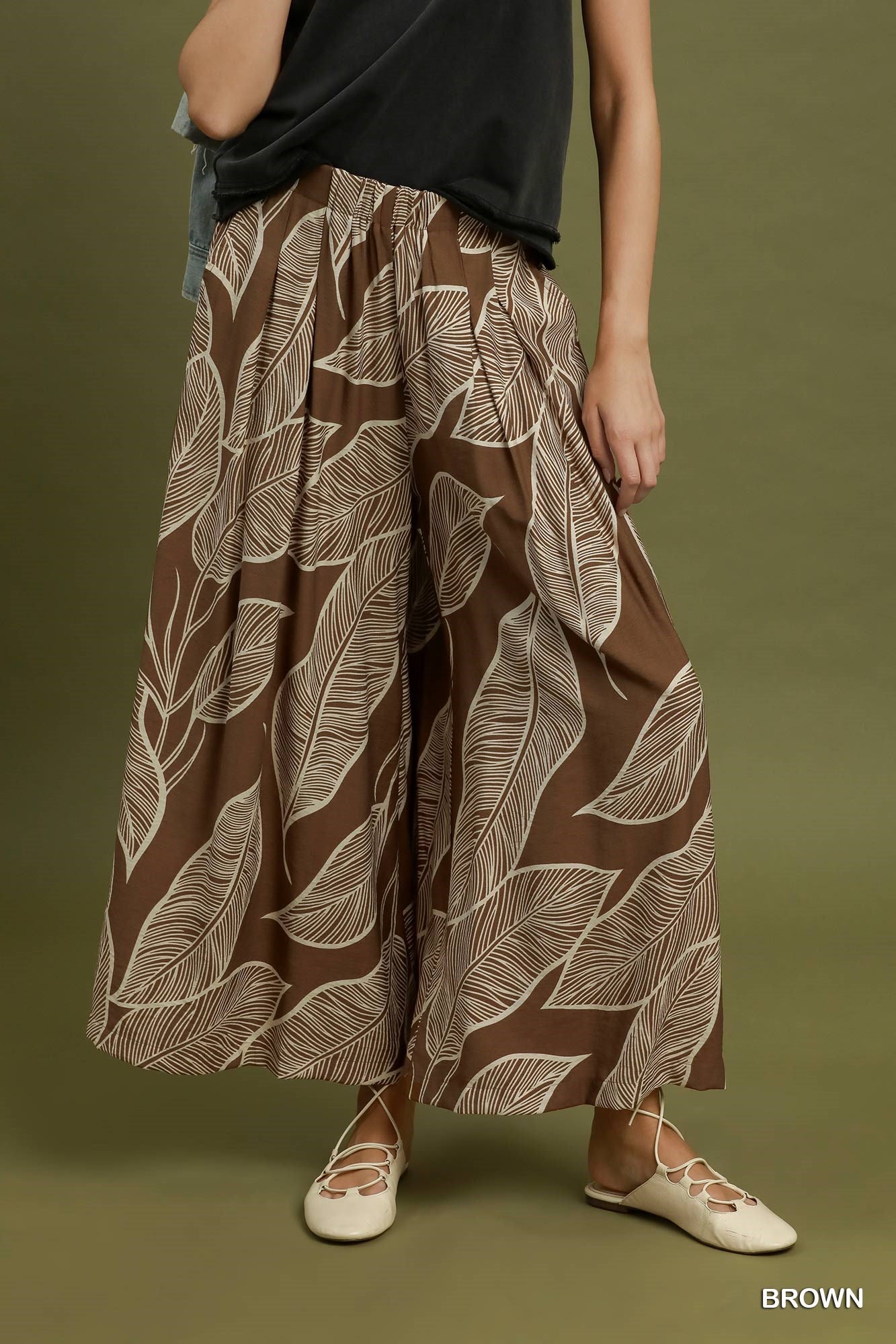 Tropical Leaf Print Wide Leg Pants
