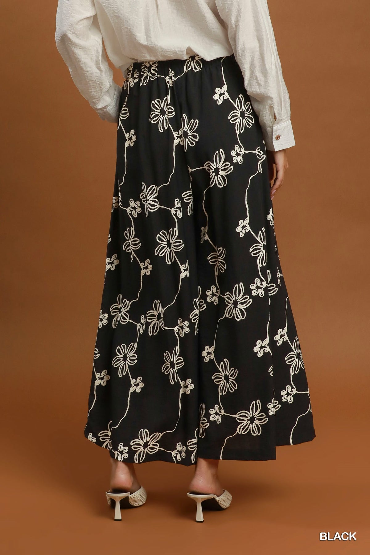 Floral Line Print Wide Leg Pants