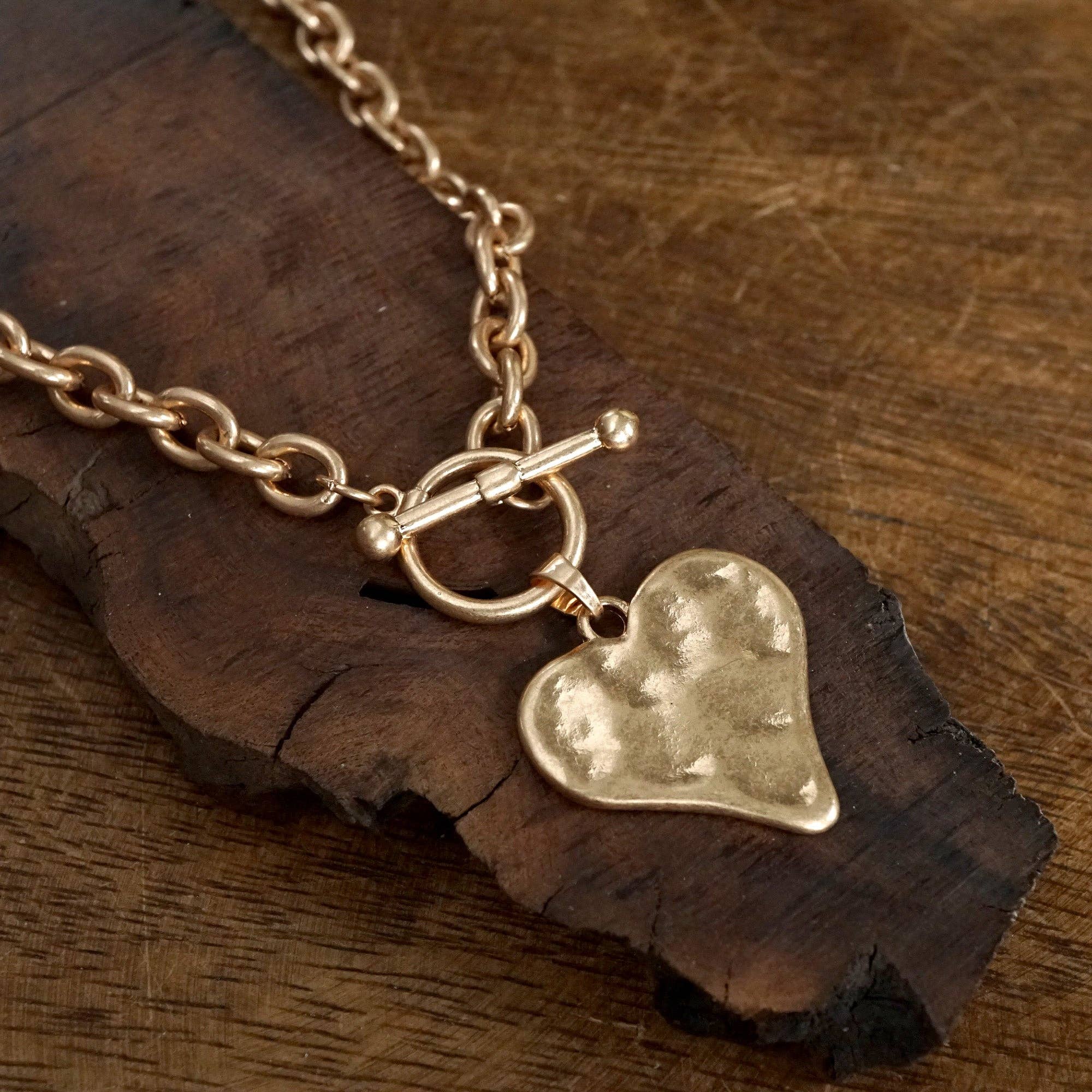 Boho Hammered Heart Front Toggle Necklace – Silver Tone
