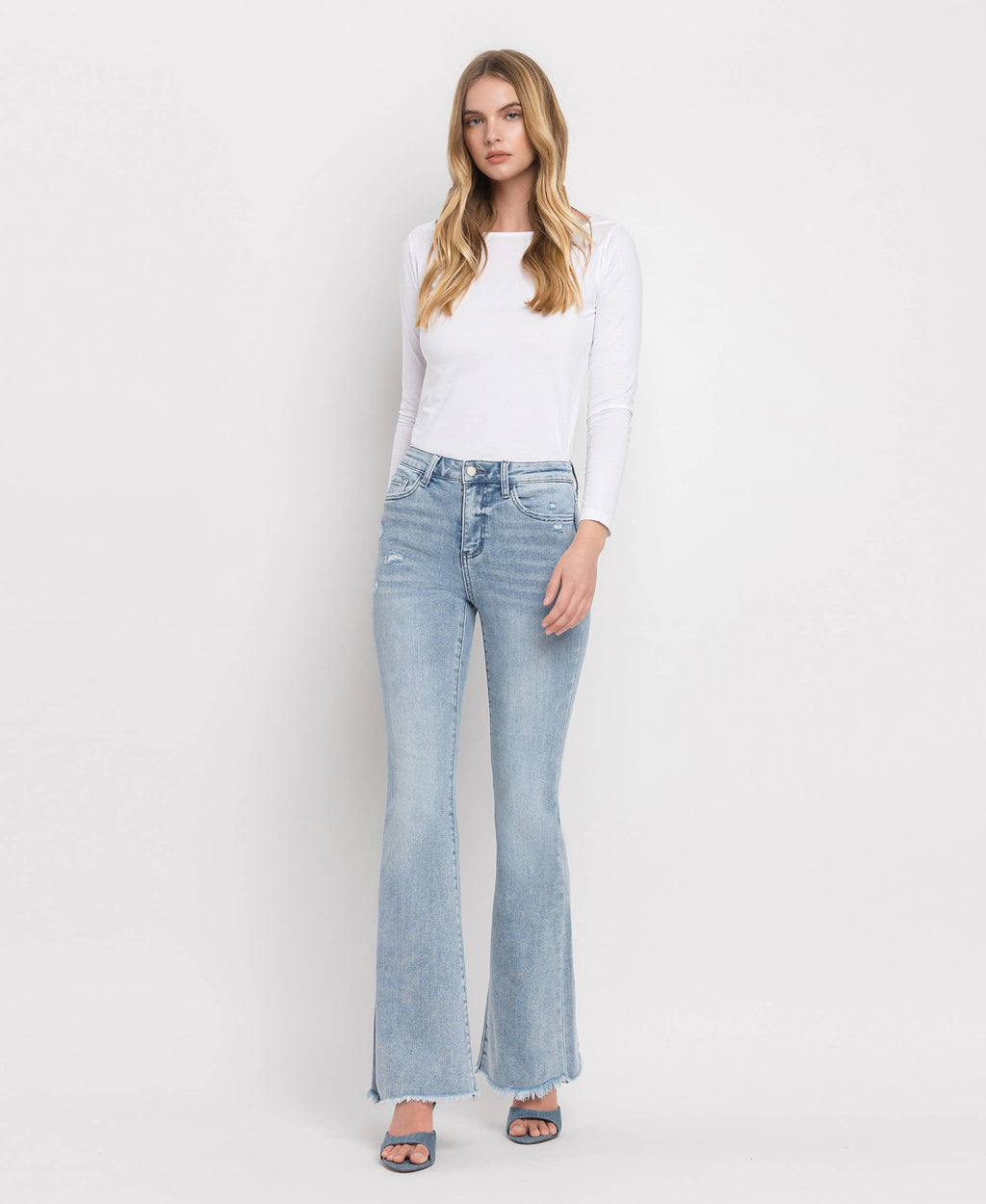 HIGH RISE LIGHT WASH CLASSIC FLARE JEANS