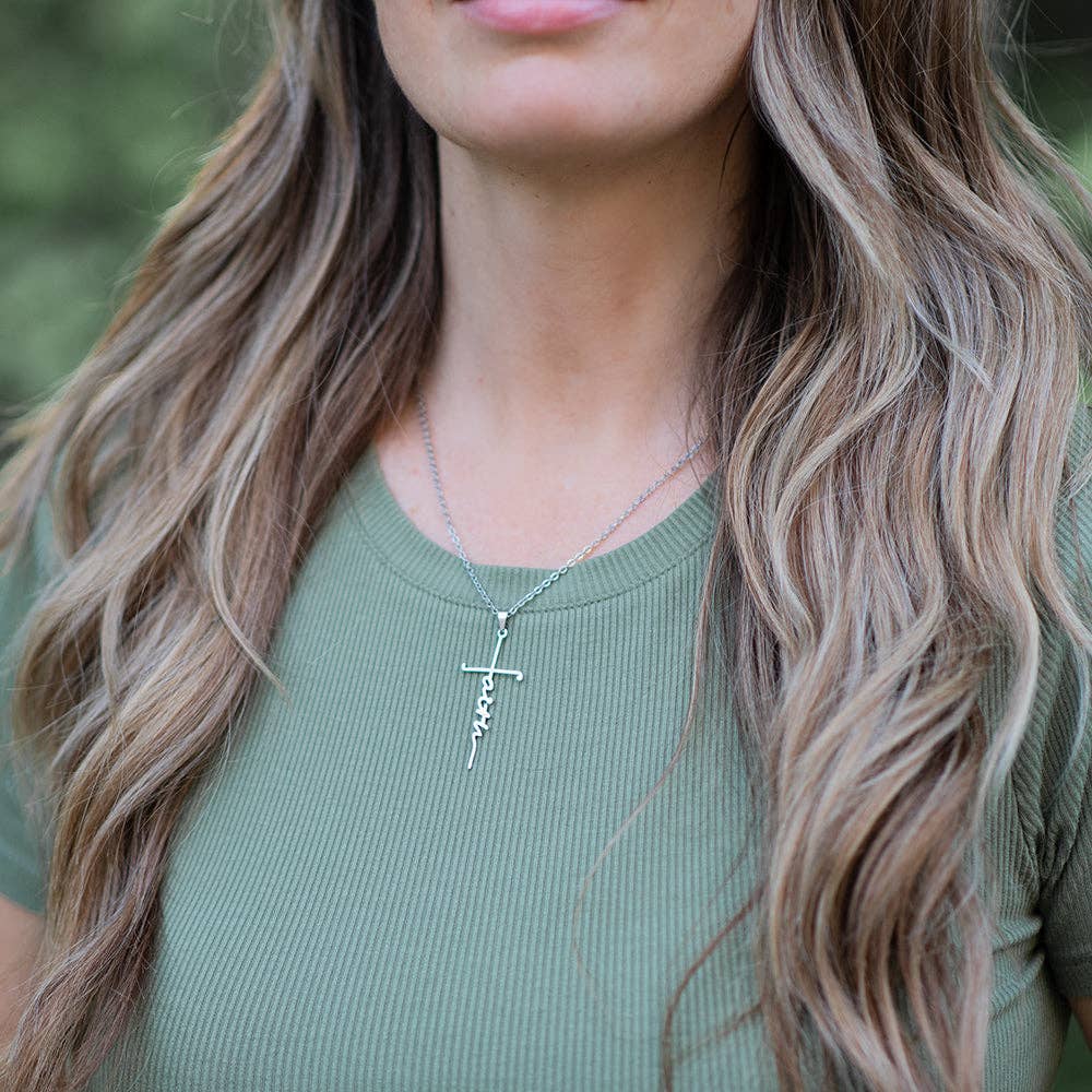 Faith Cross Necklace: Silver