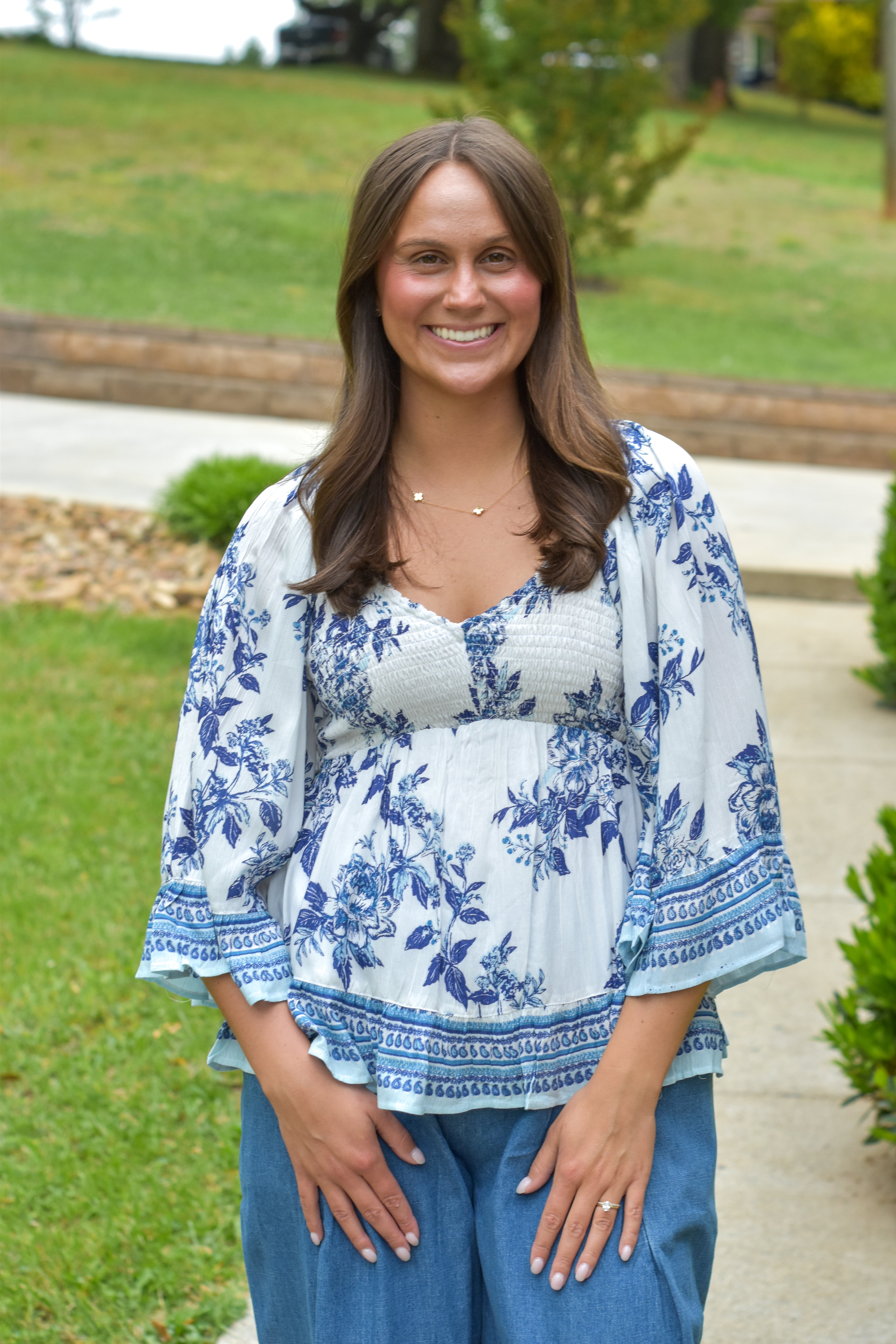 LONG FLARE SLV TOP WITH SMOCKED BODICE