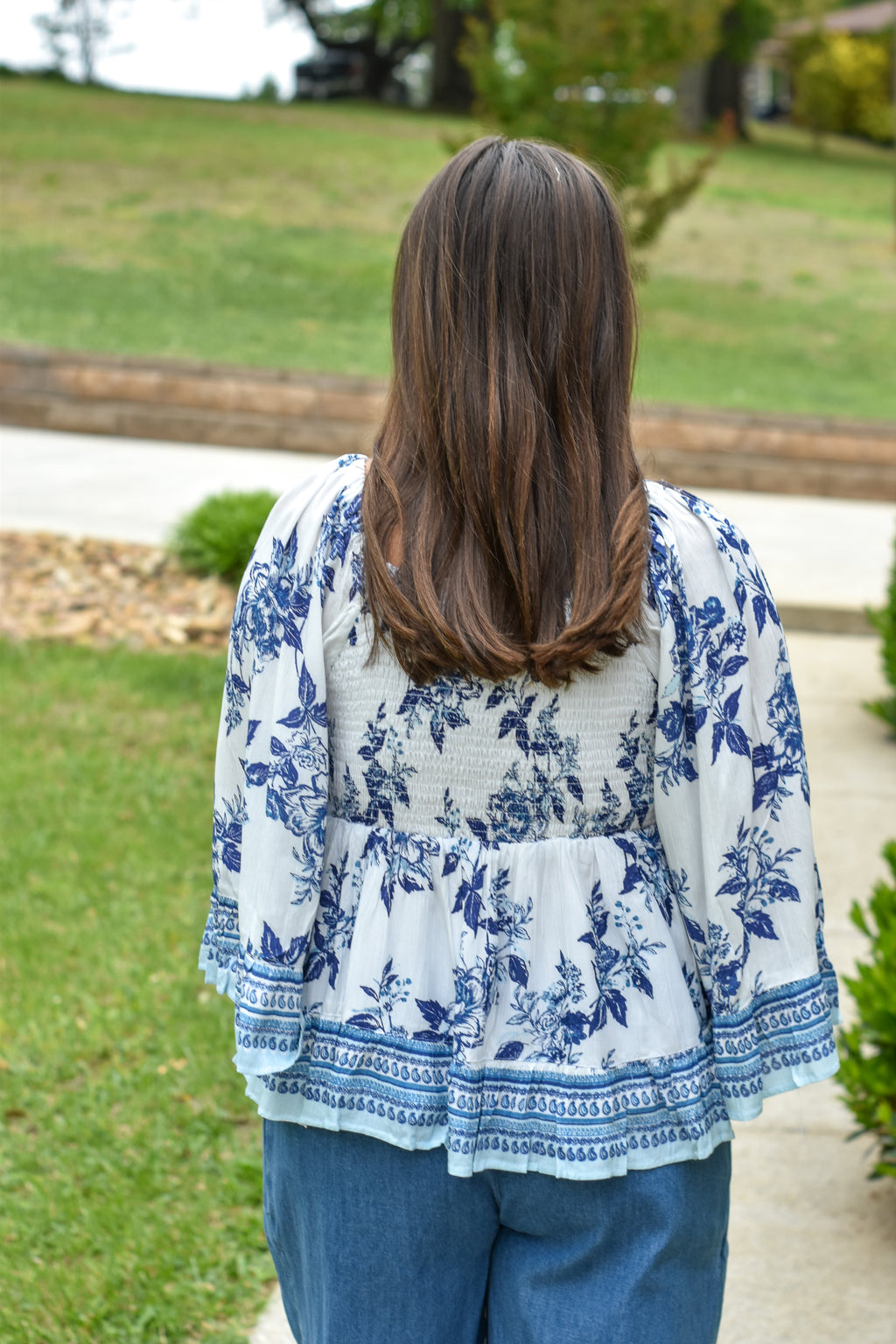 LONG FLARE SLV TOP WITH SMOCKED BODICE