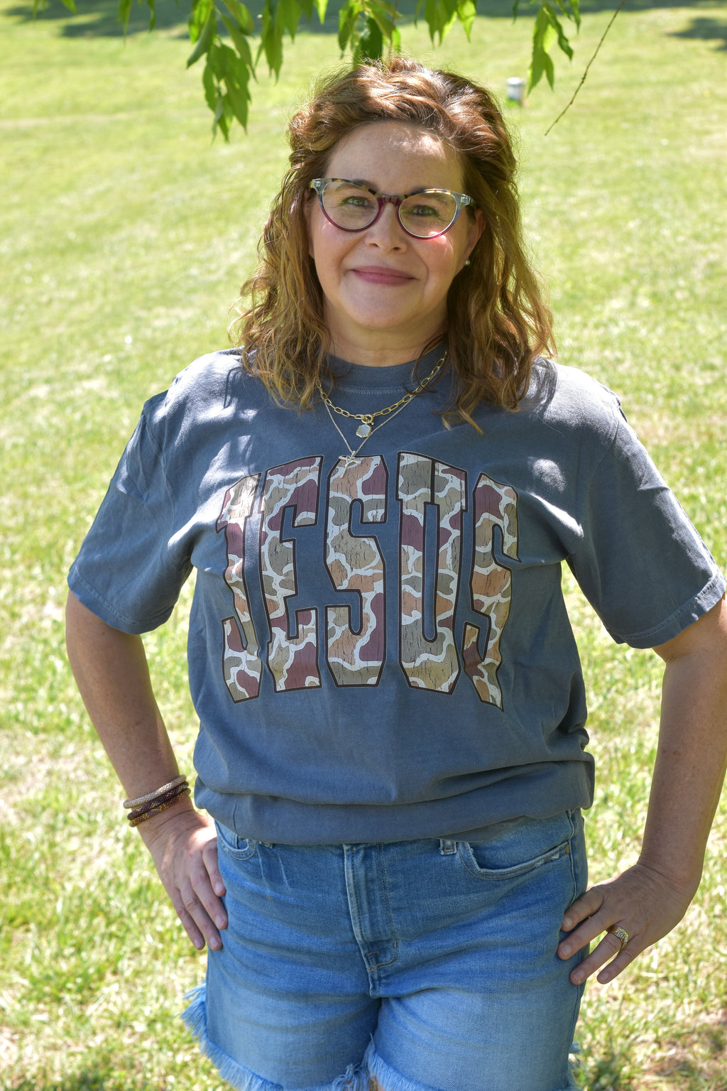 Jesus tee - camo/blue