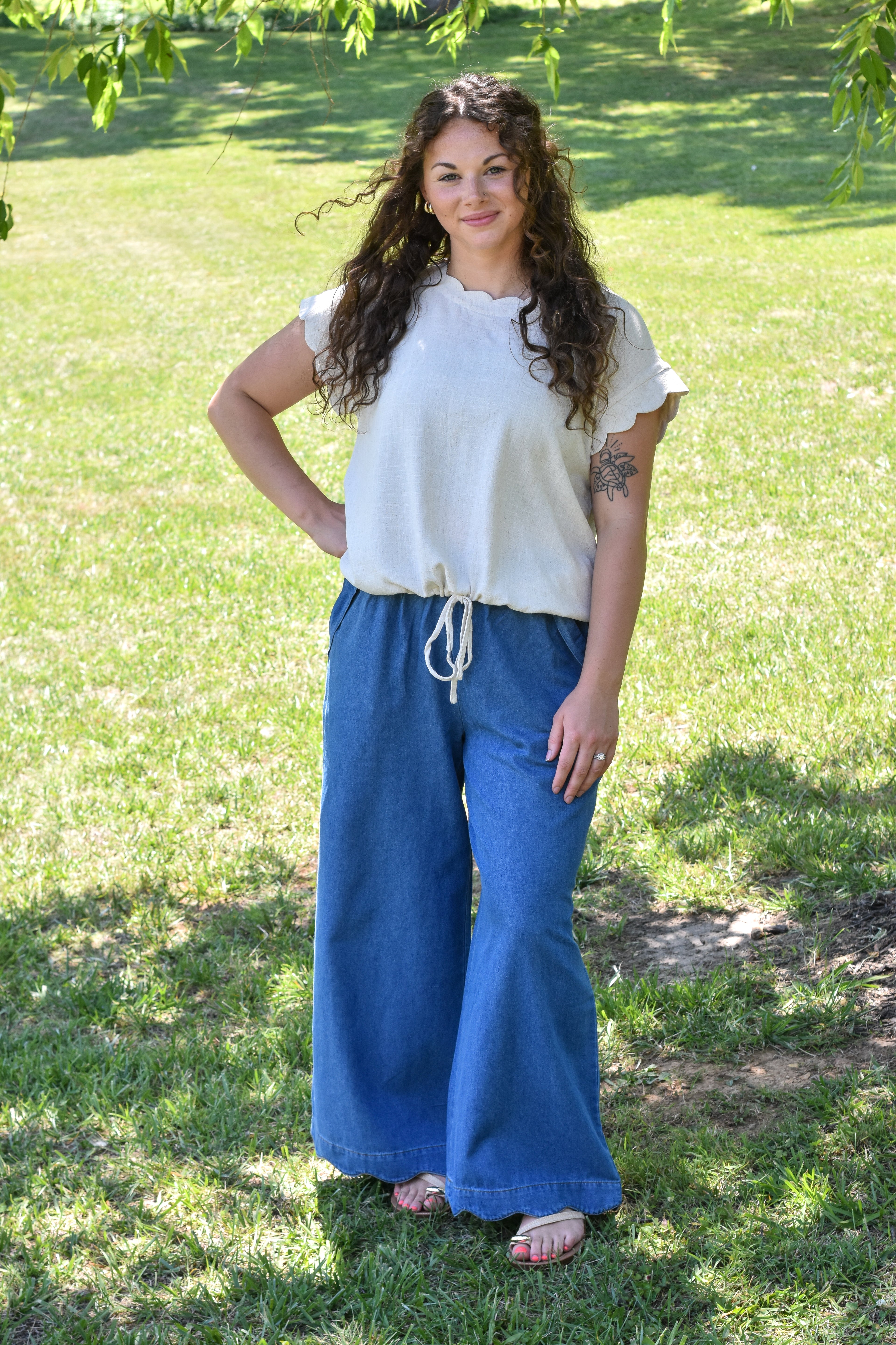 Chambray Scalloped Hem Pants - Denim