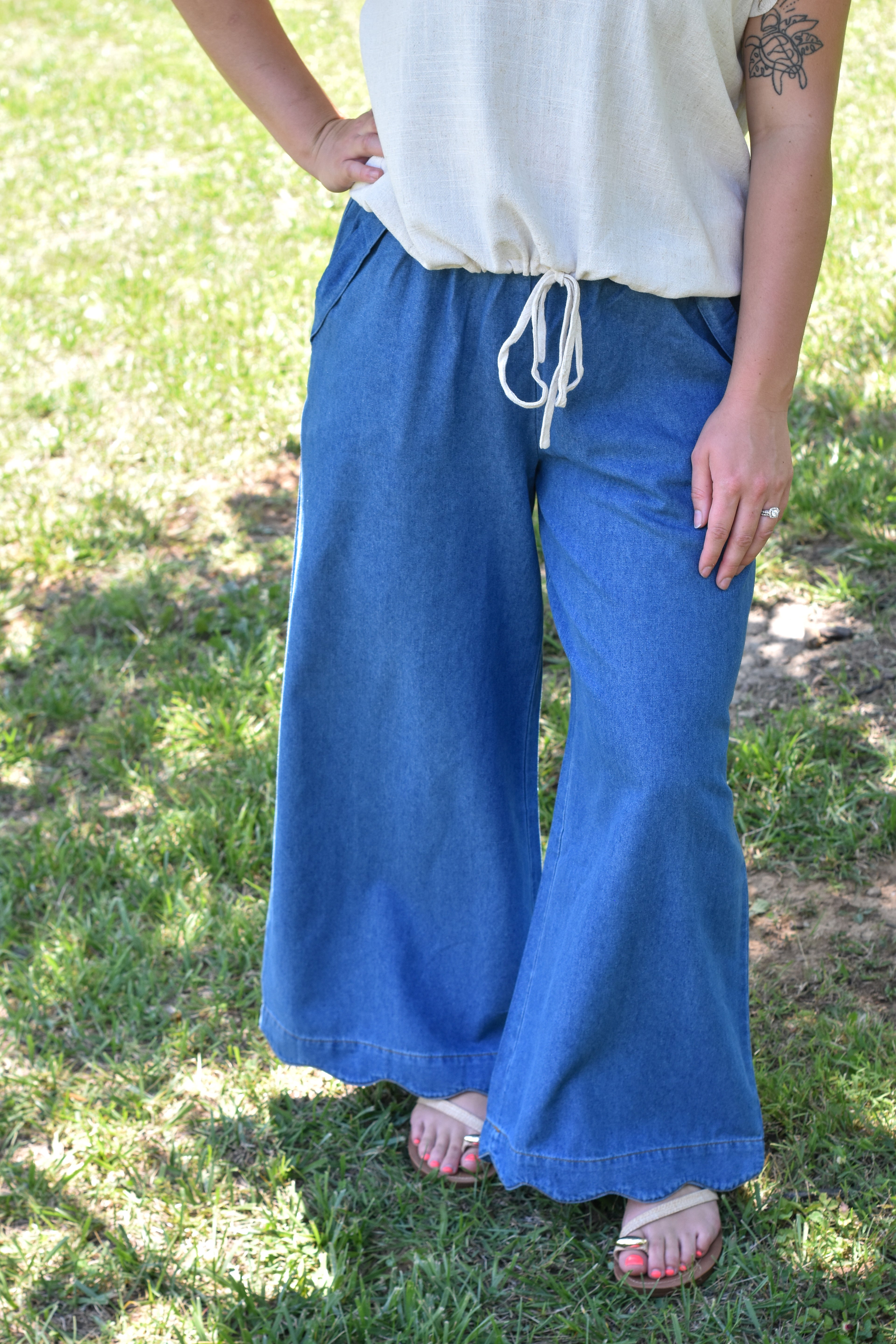 Chambray Scalloped Hem Pants - Denim