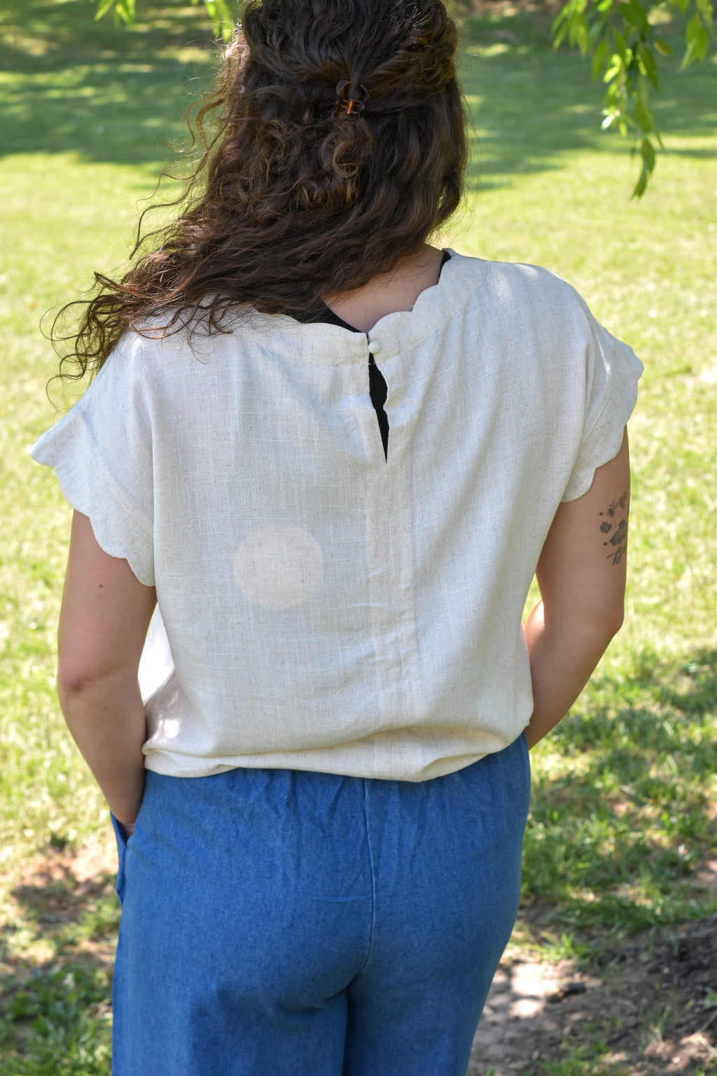 Linen Blend Rolled Sleeve Top: Oatmeal
