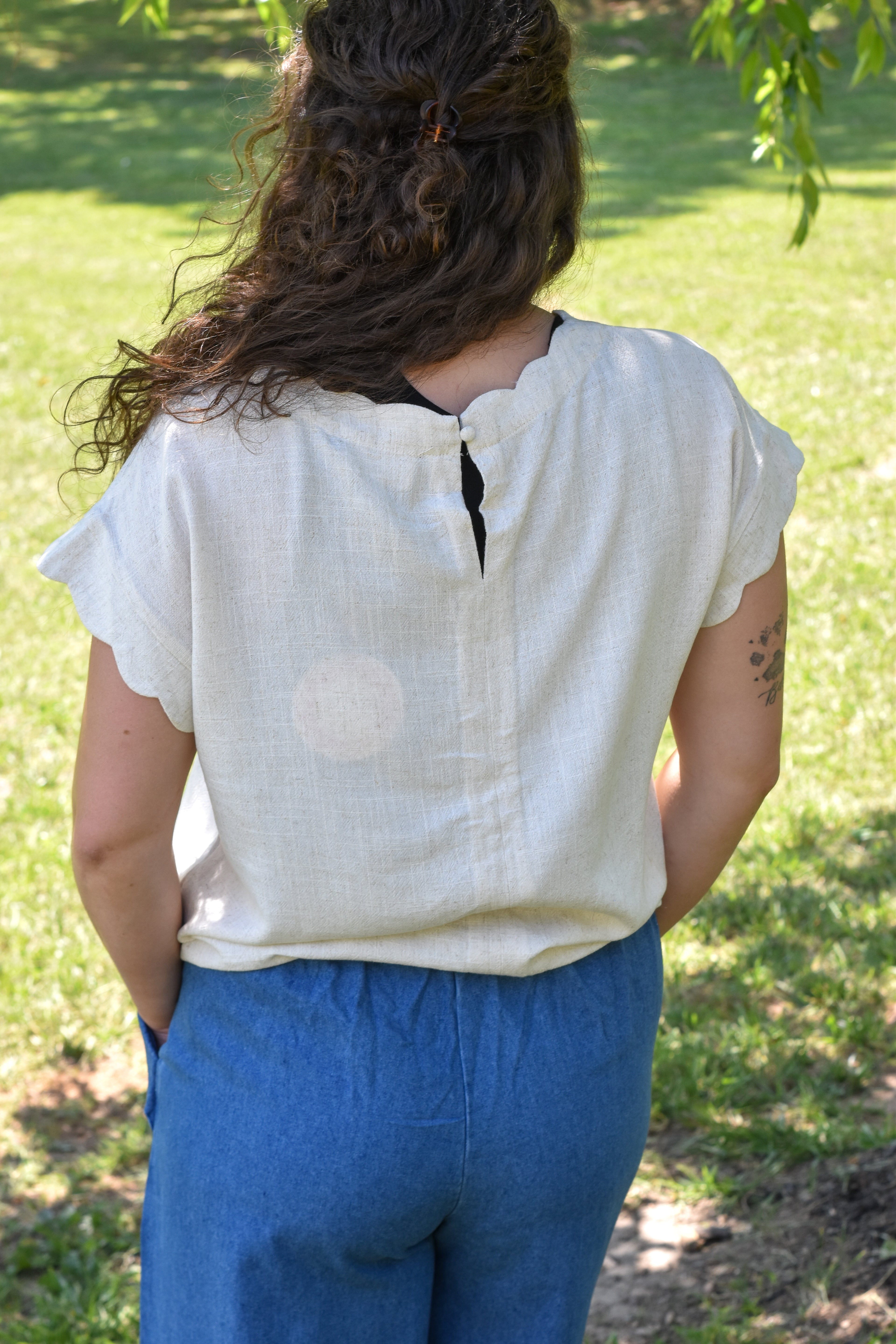 Linen Blend Rolled Sleeve Top: Oatmeal