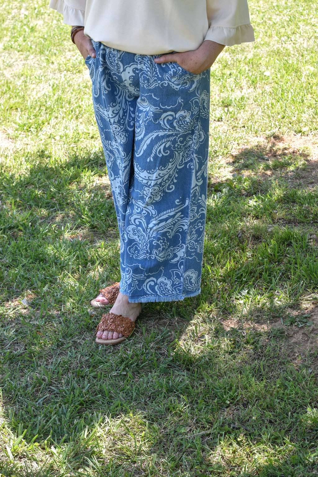 Stone Wash Wide Leg Crop Pants