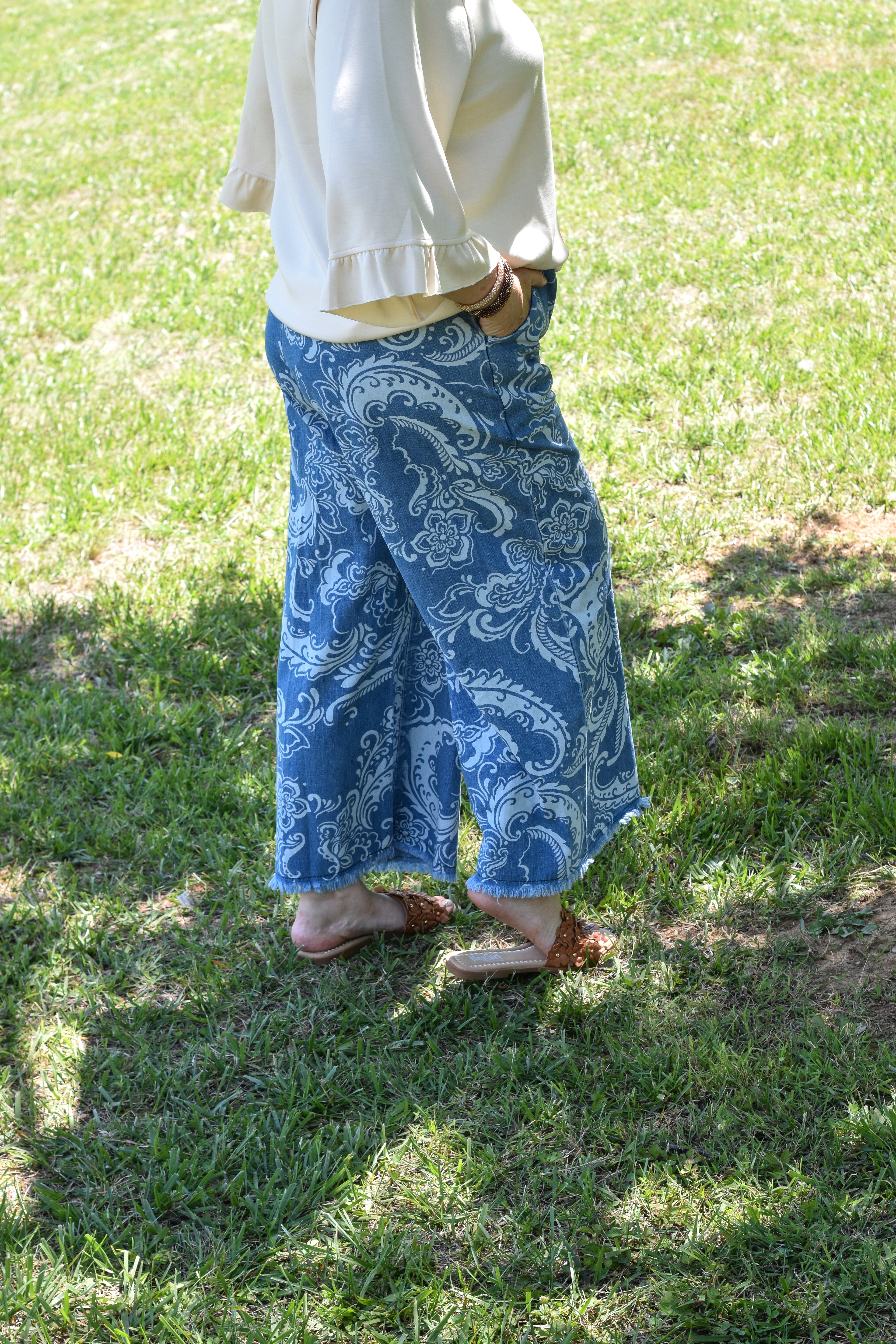 Stone Wash Wide Leg Crop Pants