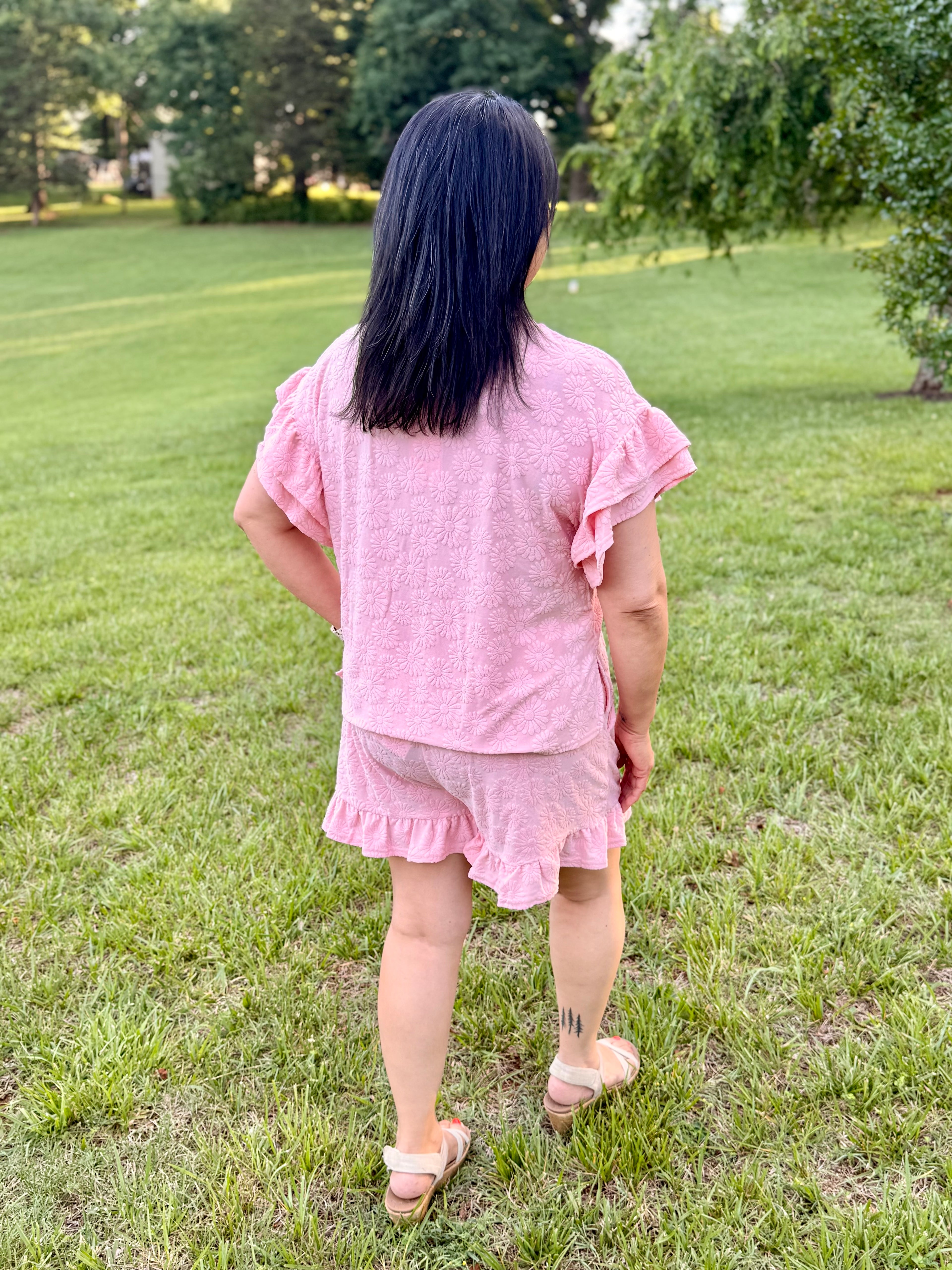 NEW IN — Floral Textured Ruffled Knit Top & Shorts Set: Pink