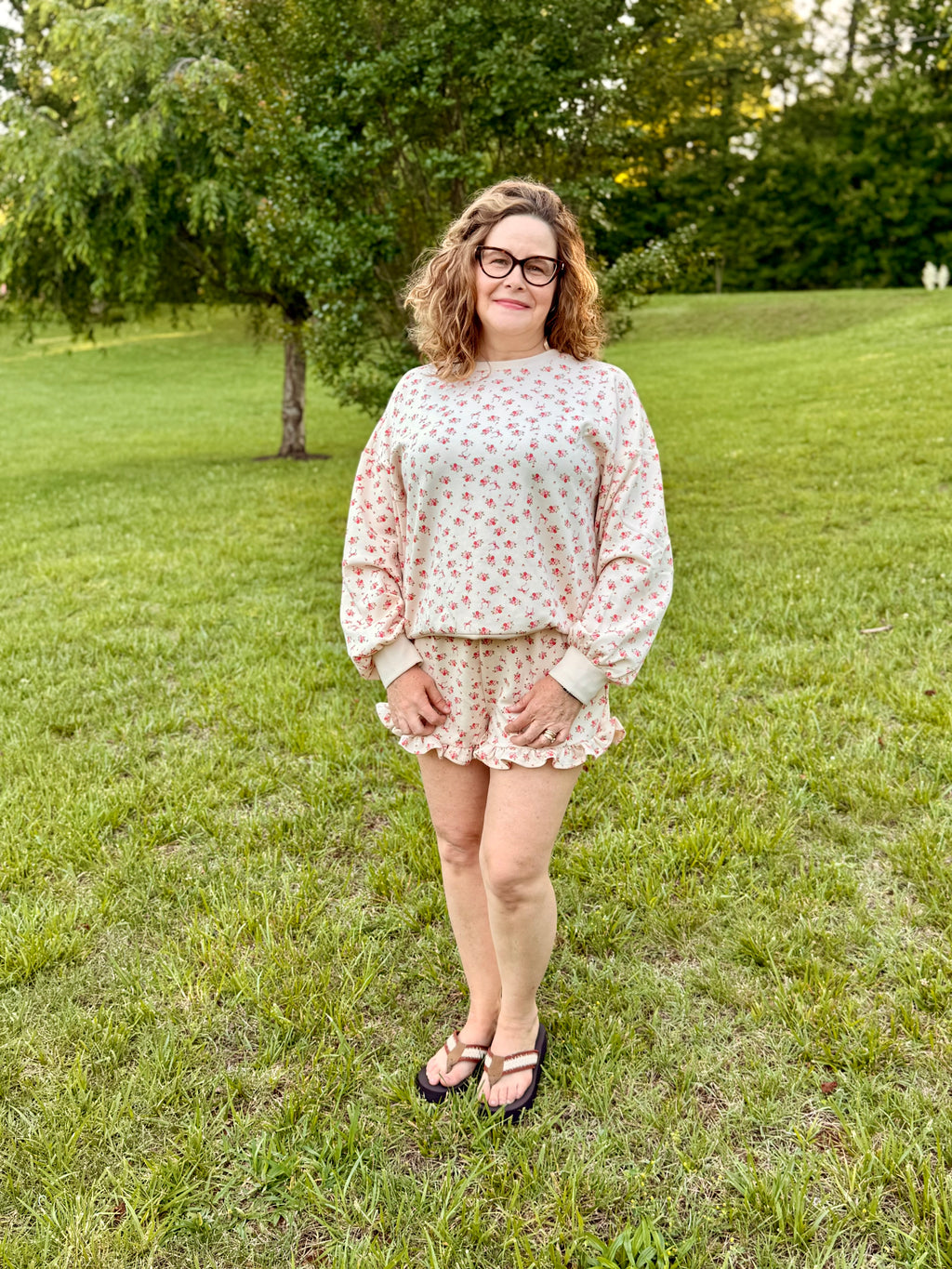 NEW IN — Floral Printed Knit Comfy Top & Shorts Set: TAUPE FLORAL
