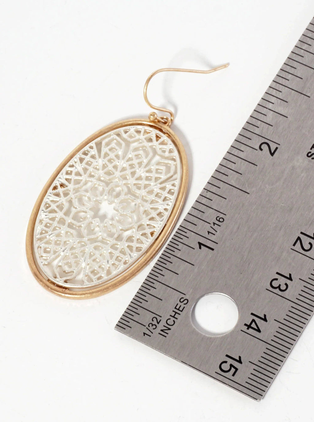 Dual-Tone Geometric-Pattern Filigree Oval Dangle Earrings: Worn Silver-Worn Gold