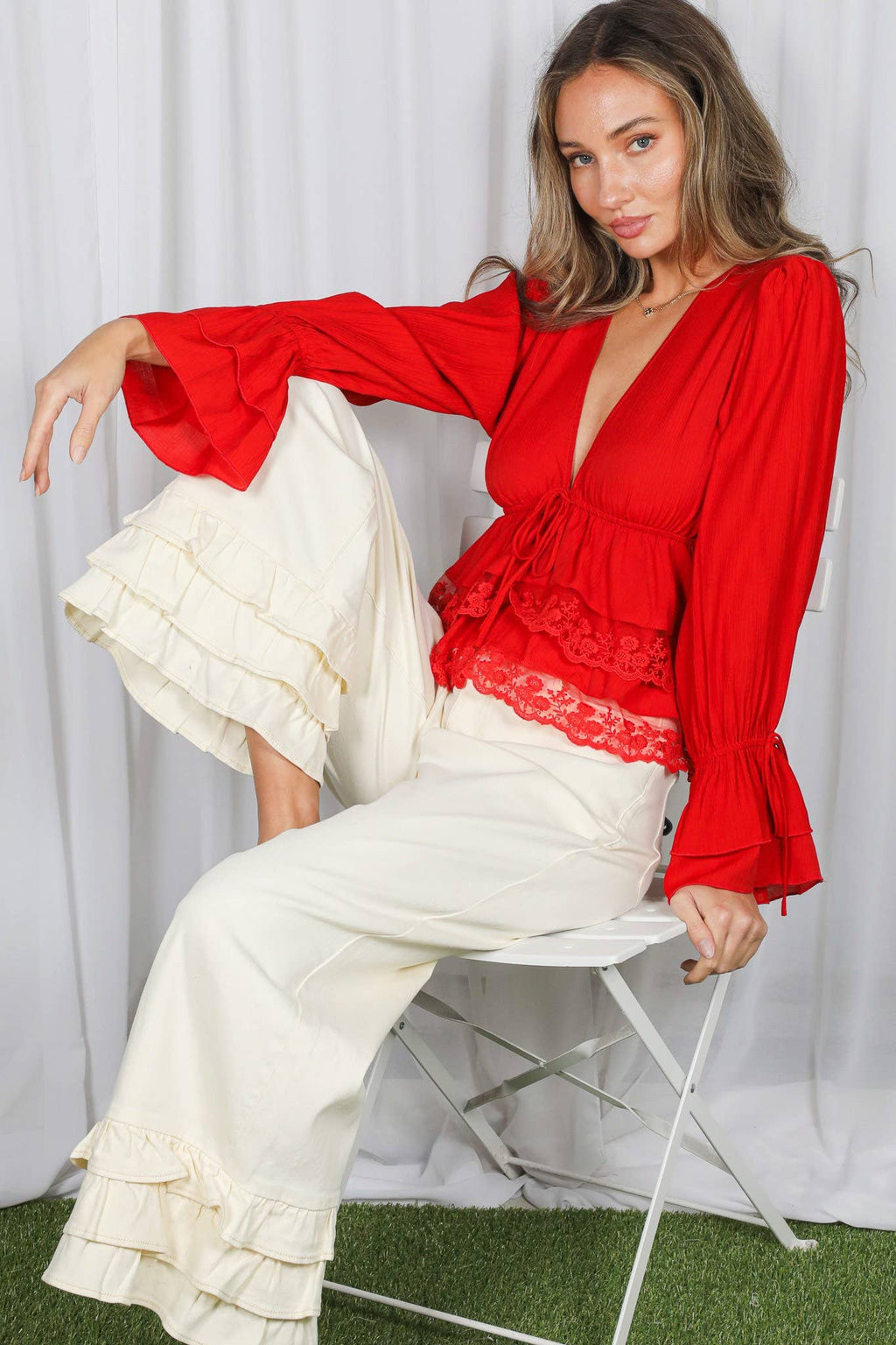 Flared Ruffle Hem Cropped Cotton Pants: Cream