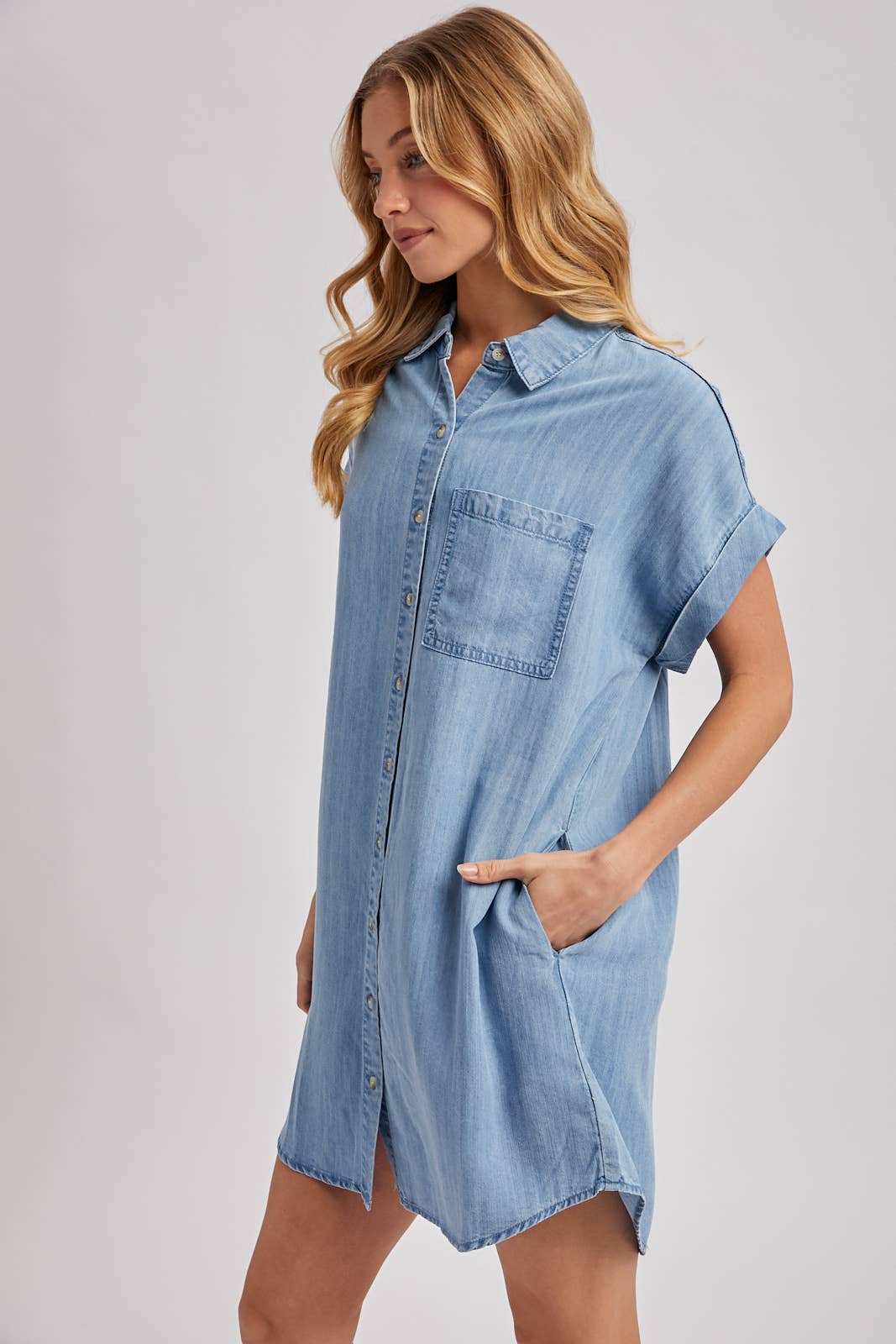 DENIM BUTTON DOWN SHIRT DRESS: LT.WASH
