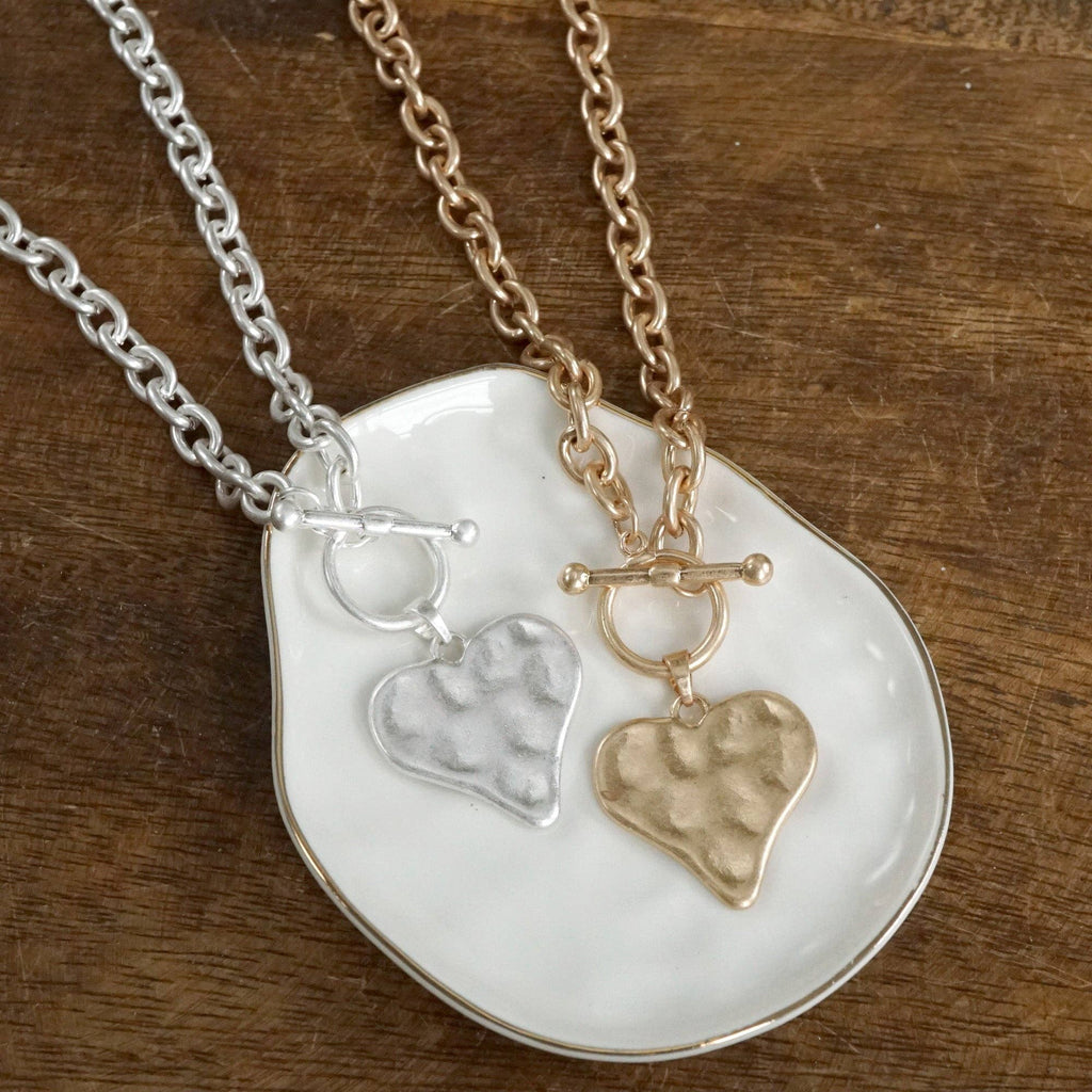 Boho Hammered Heart Front Toggle Necklace – Silver Tone