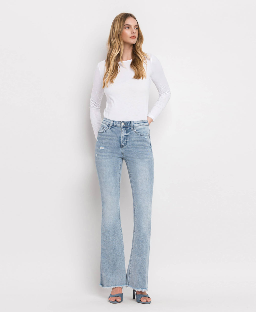 HIGH RISE LIGHT WASH CLASSIC FLARE JEANS