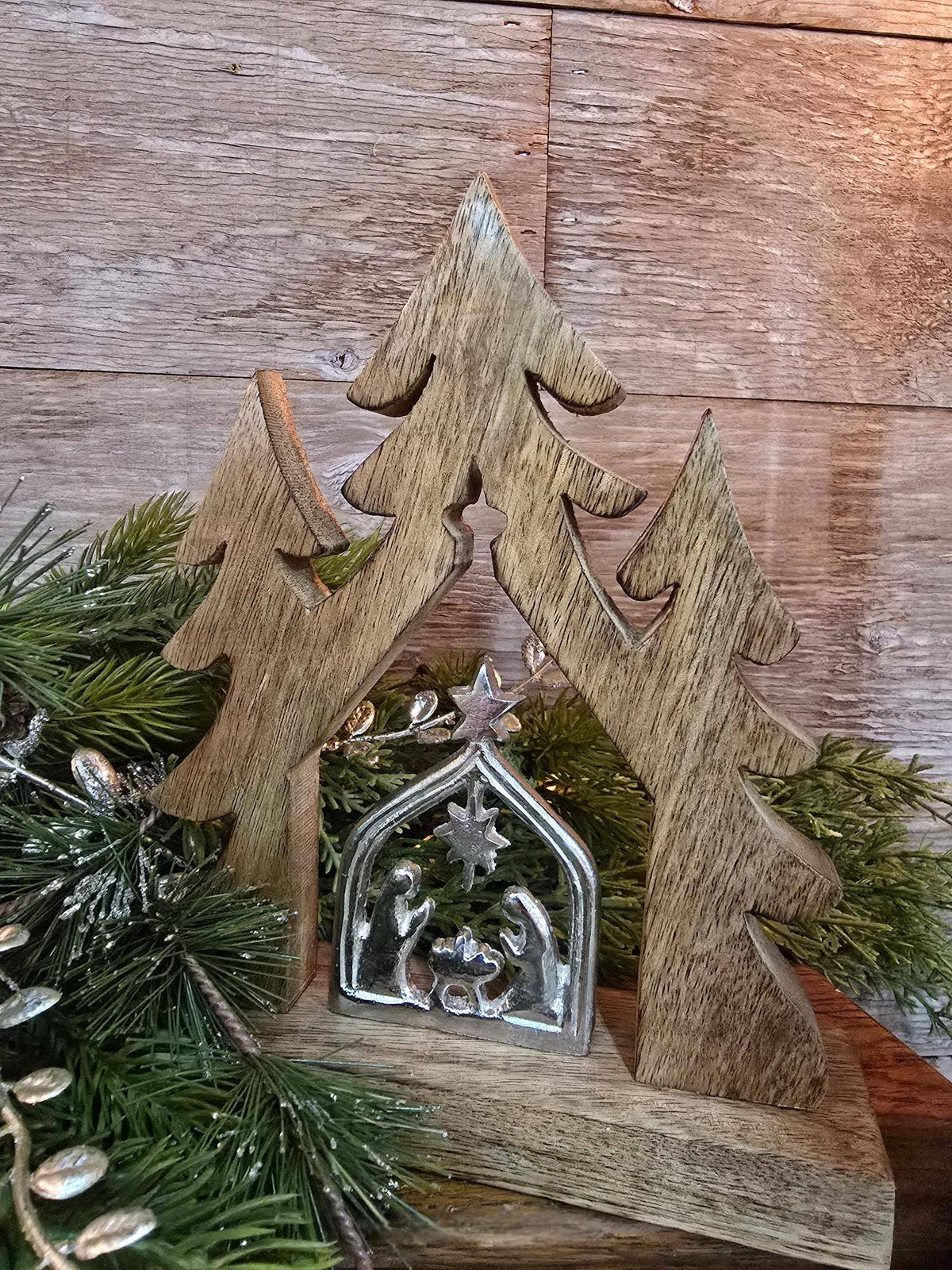 Nativity In Trees 8.1x6.3in