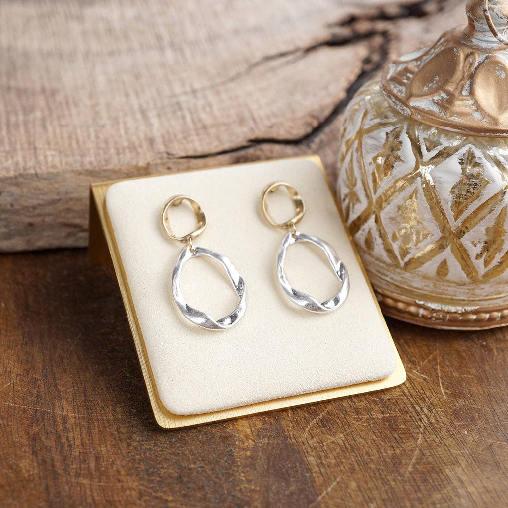 Wanderlight – Textured Tear Drop Earrings: Silver