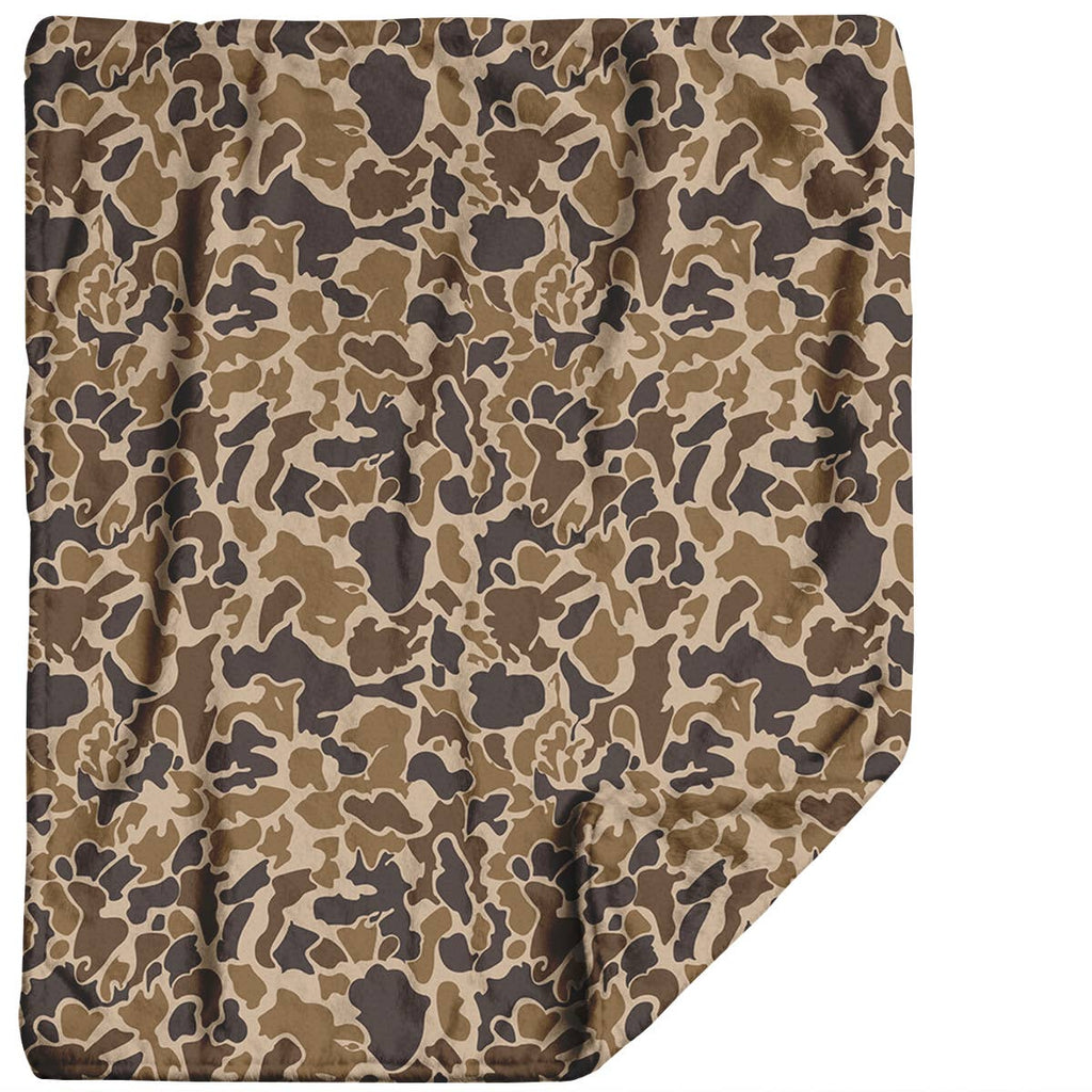 Camouflage Plush Travel Throw Blanket & Matching Case