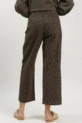 Leopard Print Cropped Wide Leg Pants (gray)